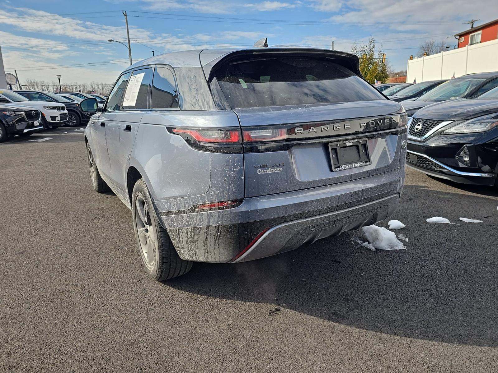 Land Rover Range Rover Velar 2023 — photo 2