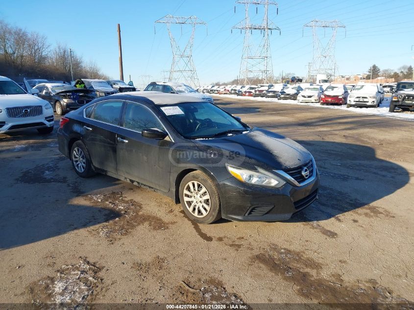 Nissan Altima 2018 — photo 2
