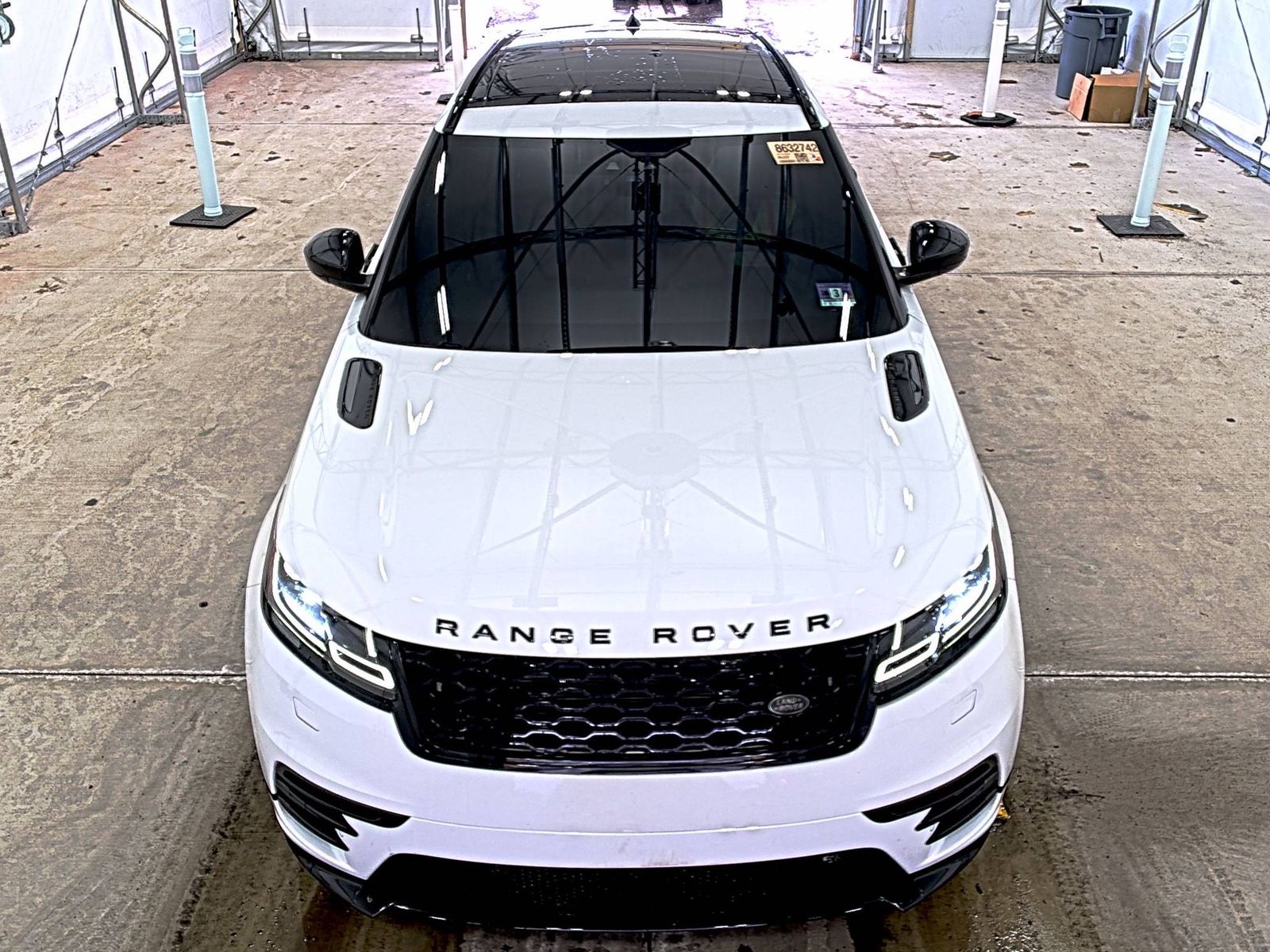 Land Rover Range Rover Velar 2018 — photo 2
