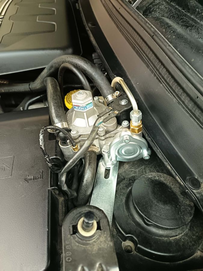 Jeep Cherokee 2016 — photo 2
