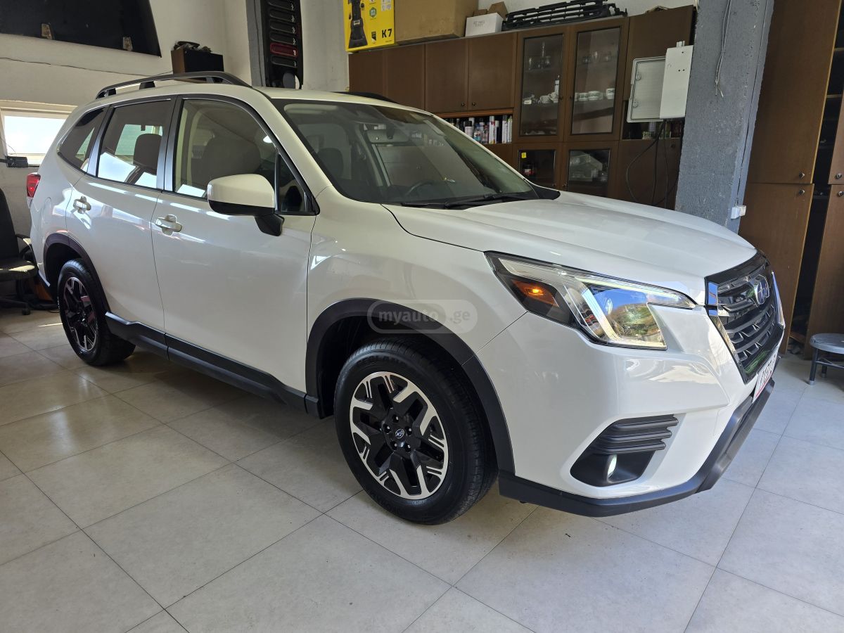 Subaru Forester 2024 — photo 2