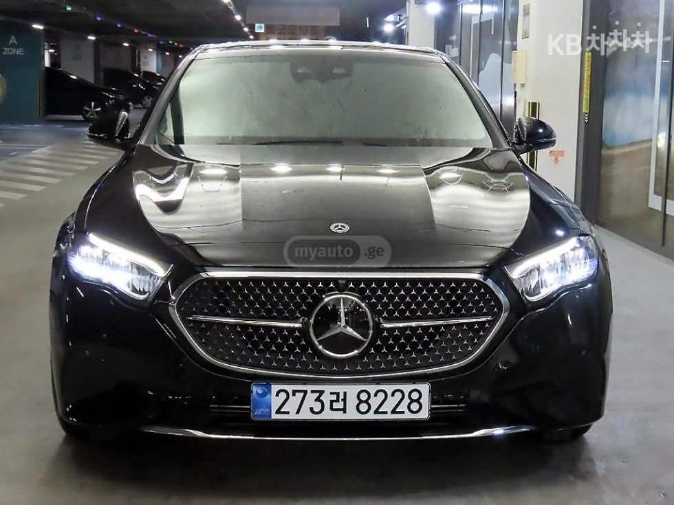 Mercedes-Benz E 200 2025 — photo 2