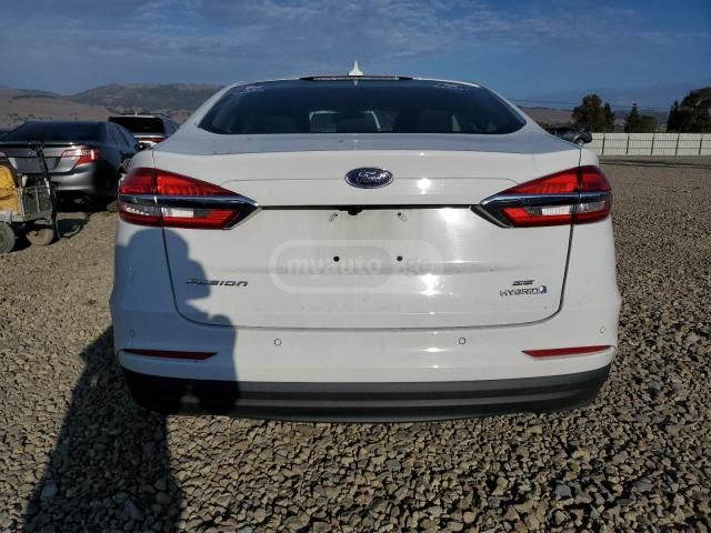 Ford Fusion 2019 — photo 2