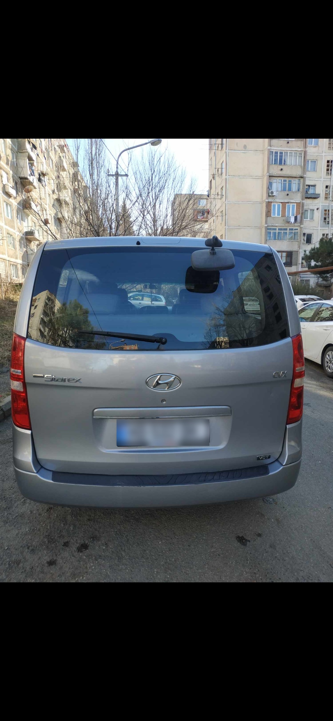 Hyundai H 1 2010 — photo 2