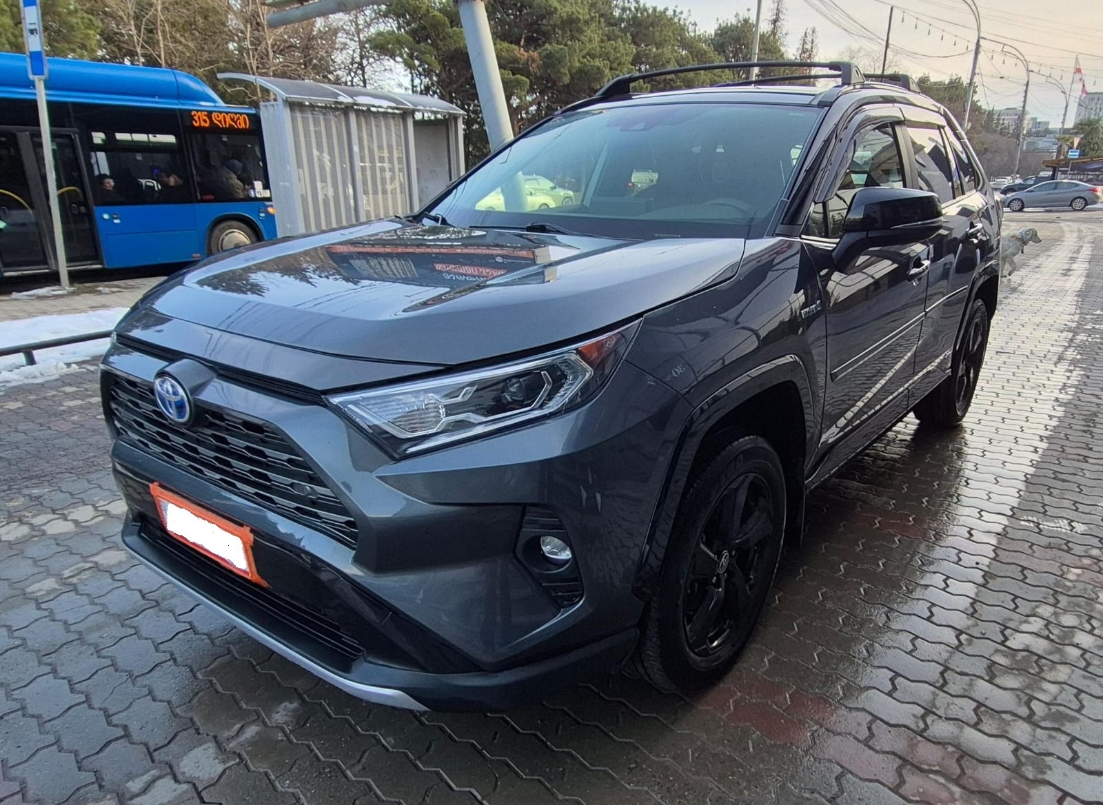 Toyota RAV 4 2021 — photo 2