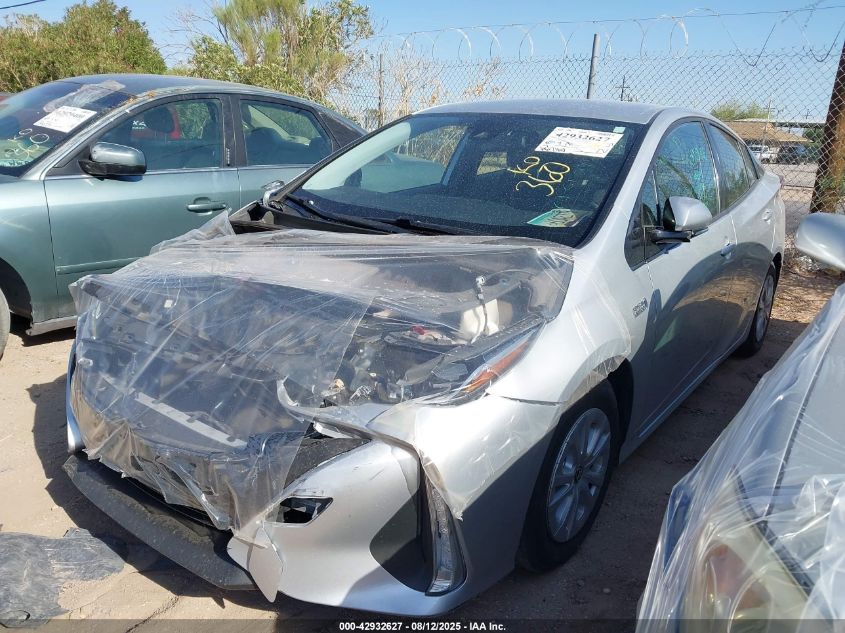 Toyota Prius 2020 — photo 2