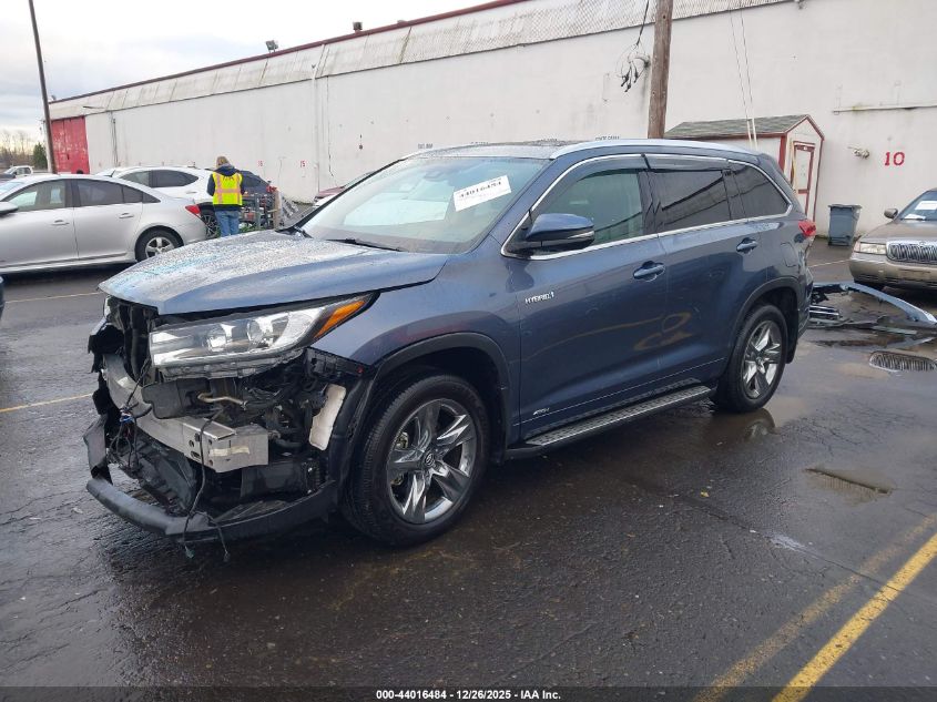 Toyota Highlander 2018 — photo 2