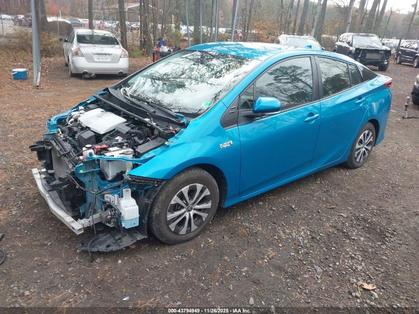 Toyota Prius 2022 — photo 2