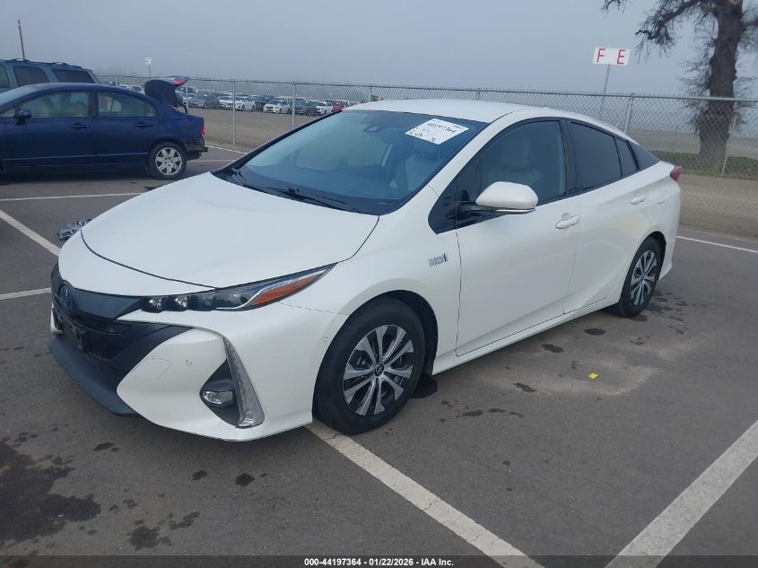 Toyota Prius 2020 — photo 2