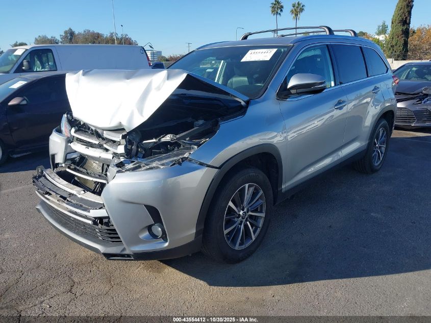 Toyota Highlander 2019 — photo 2