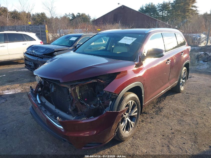 Toyota Highlander 2016 — photo 2