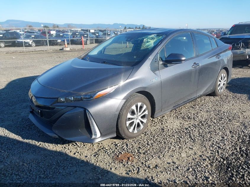Toyota Prius 2021 — photo 2