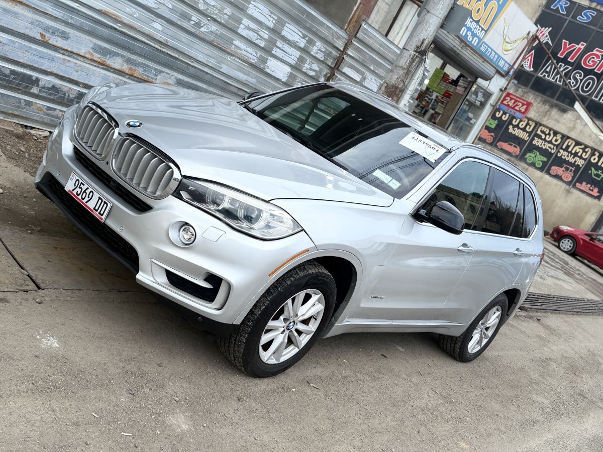 BMW X5 2015 — photo 2