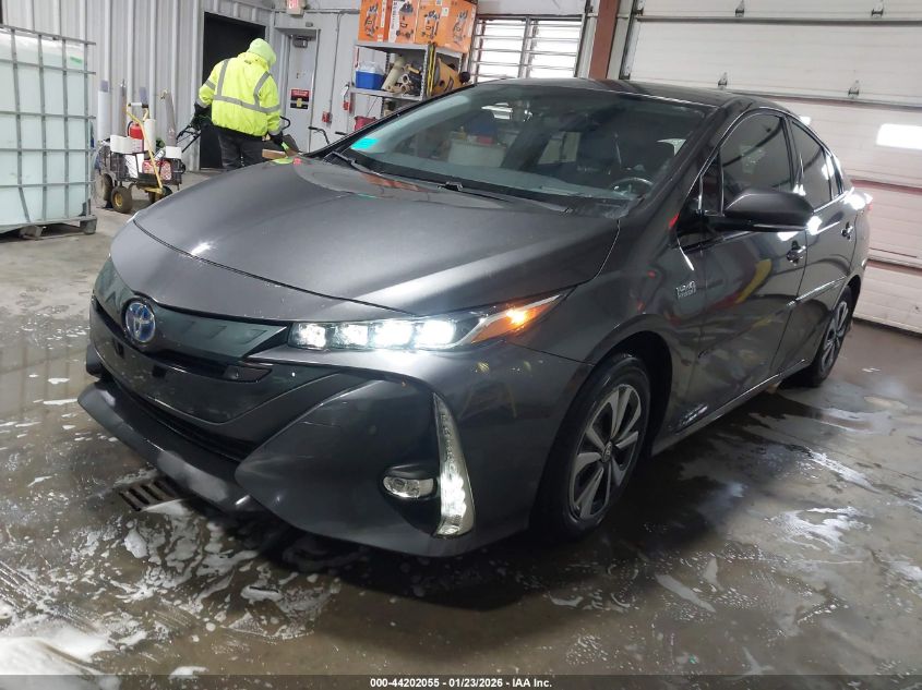 Toyota Prius 2018 — photo 2