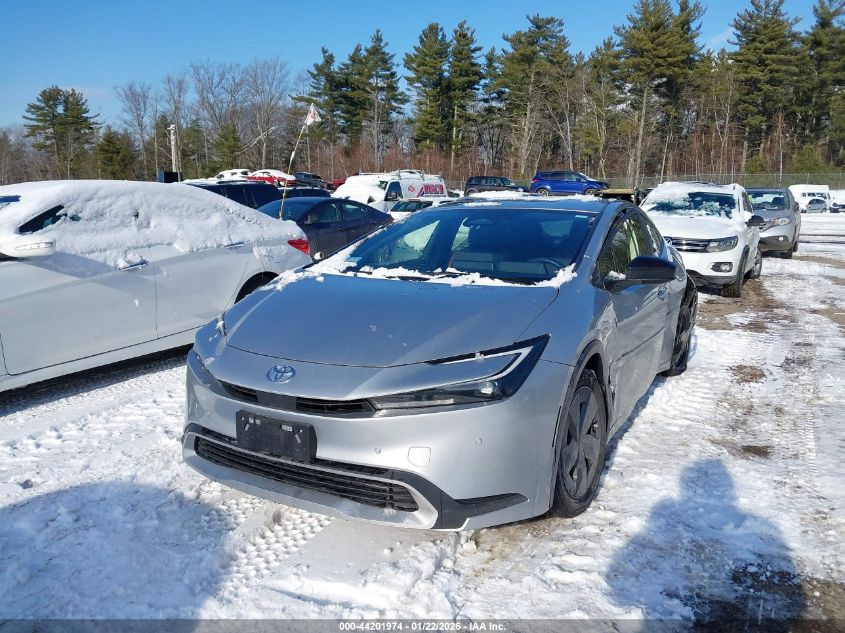 Toyota Prius 2023 — photo 2