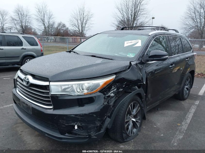 Toyota Highlander 2016 — photo 2