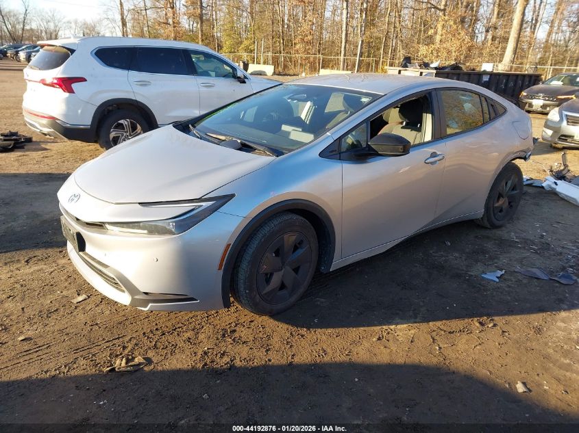 Toyota Prius 2024 — photo 2