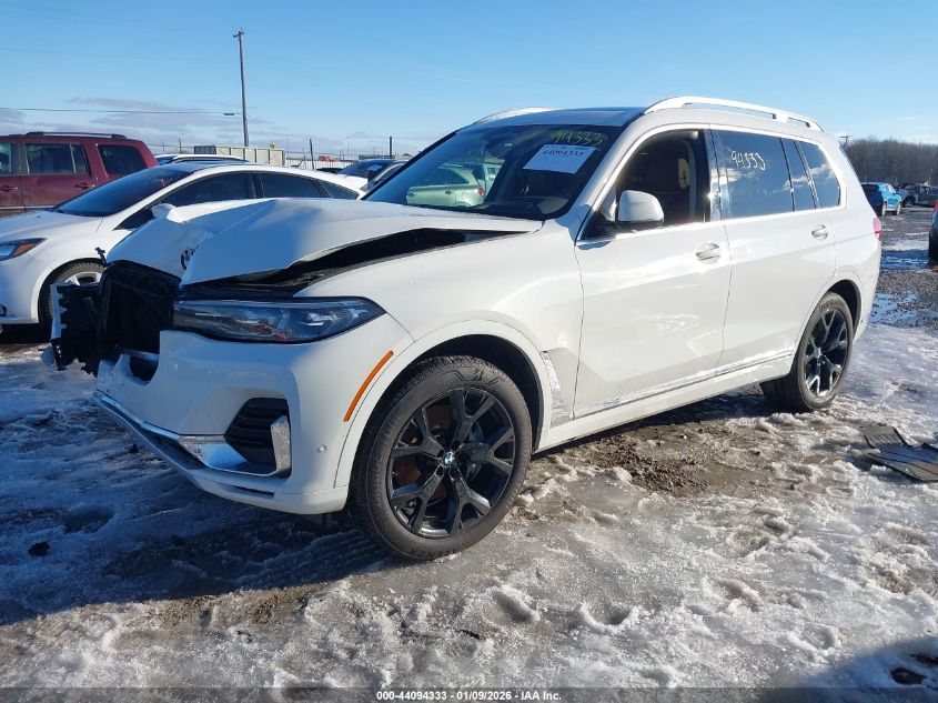 BMW X7 2022 — photo 2