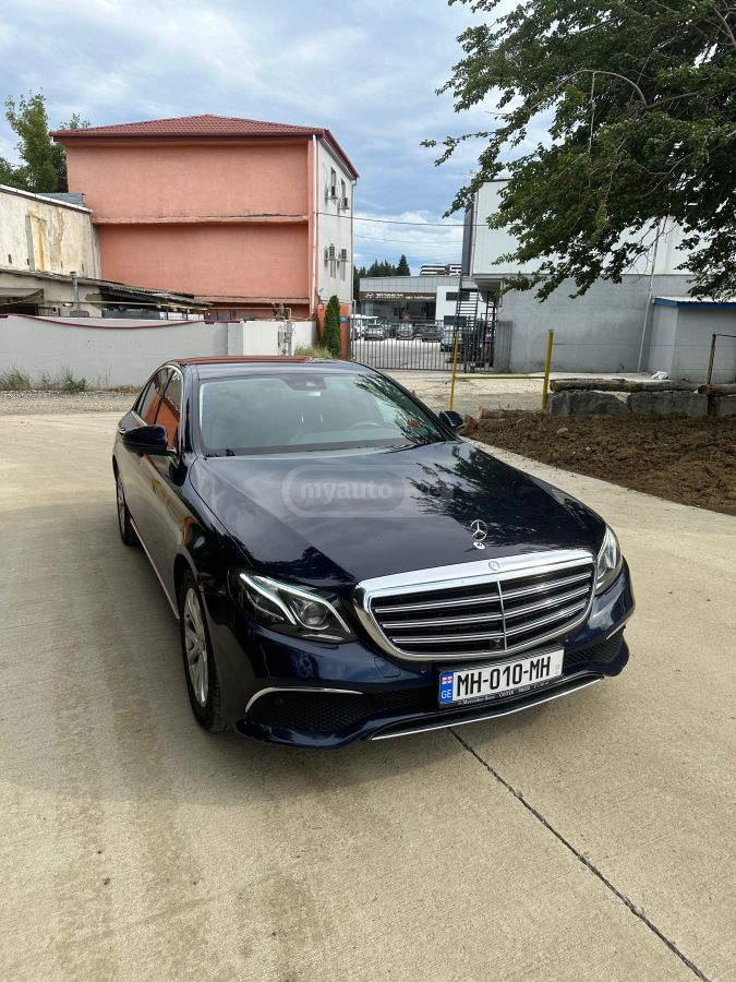 Mercedes-Benz E 200 2016 — photo 2