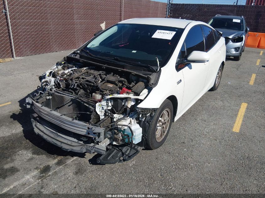 Toyota Prius 2019 — photo 2