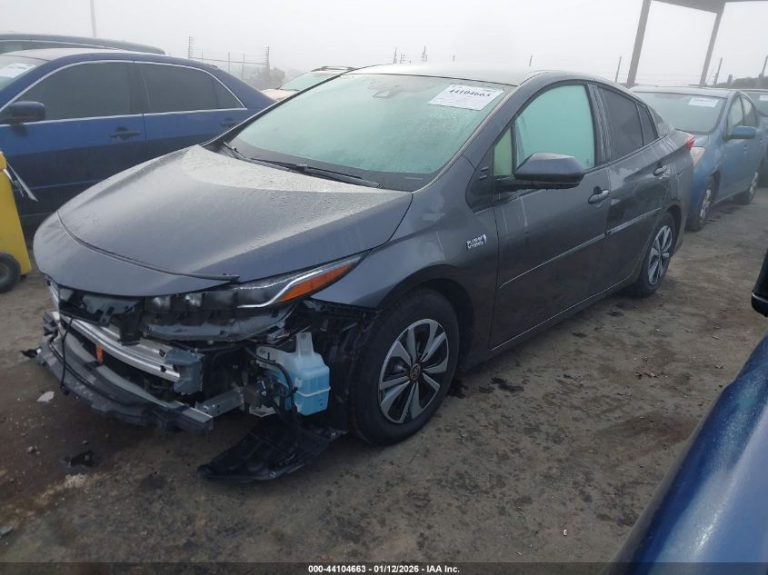 Toyota Prius 2018 — photo 2