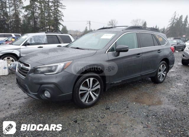 Subaru Outback 2018 — photo 2