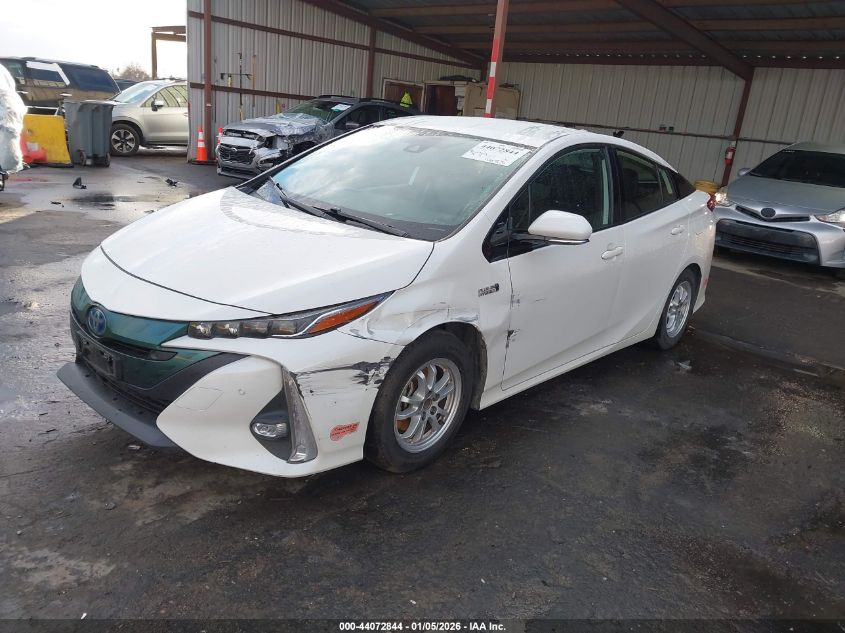 Toyota Prius 2020 — photo 2