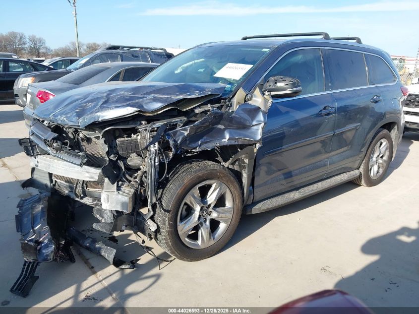 Toyota Highlander 2019 — photo 2