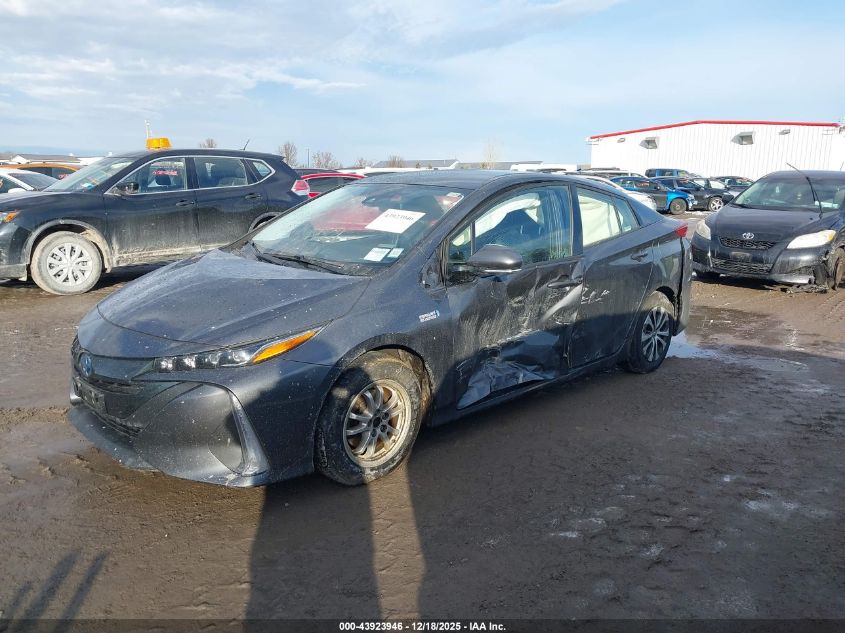 Toyota Prius 2020 — photo 2