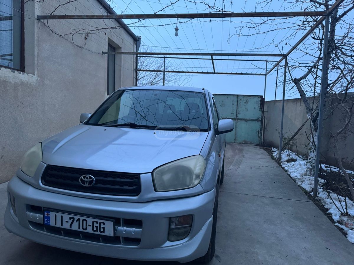 Toyota RAV 4 2001 — photo 2