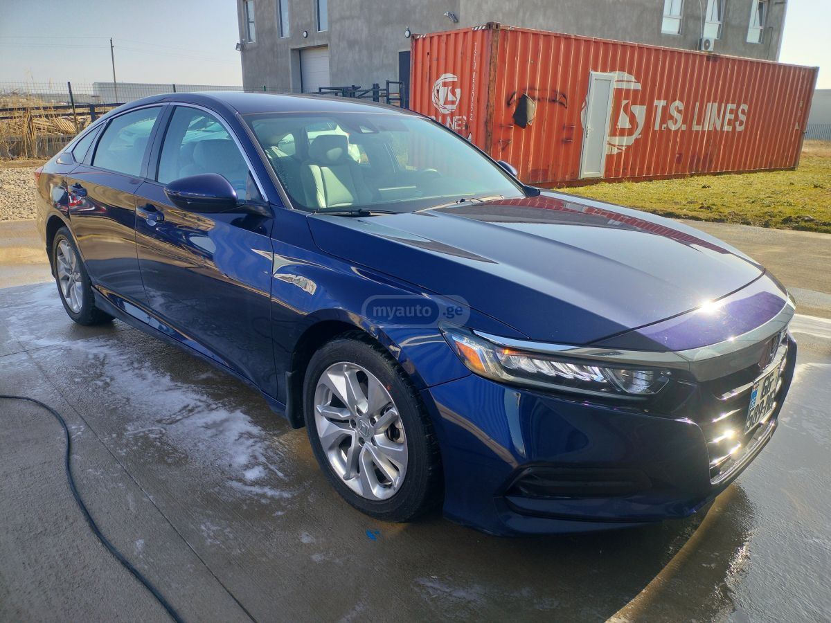 Honda Accord 2019 — photo 2