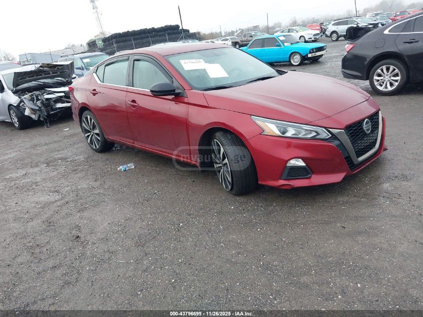 Nissan Altima