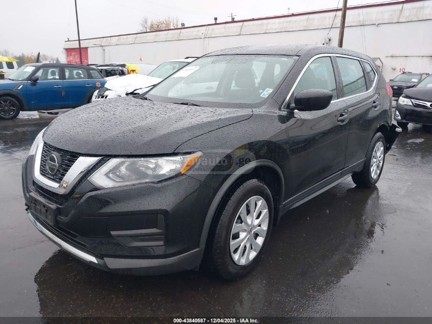 Nissan Rogue 2018 — photo 2