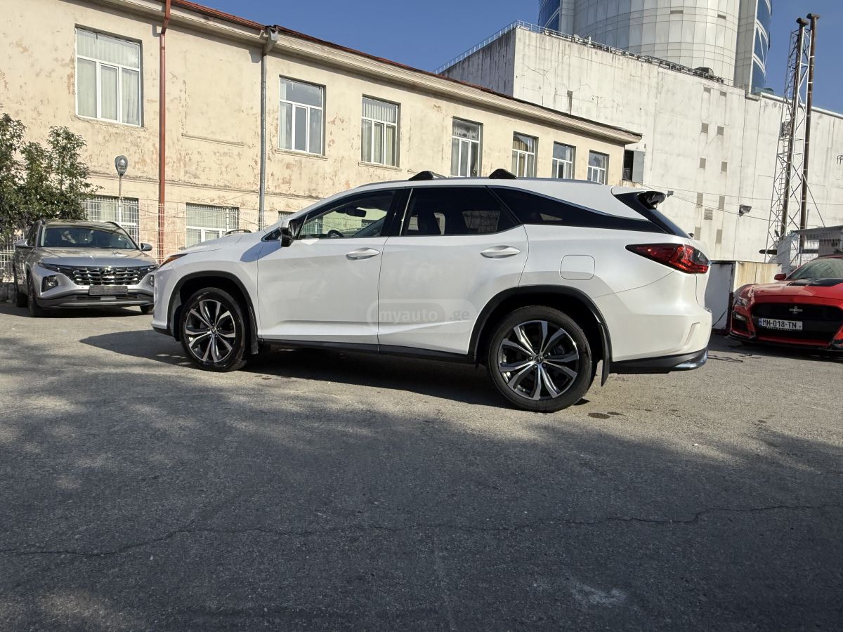 Lexus RX 350 2019 — photo 2