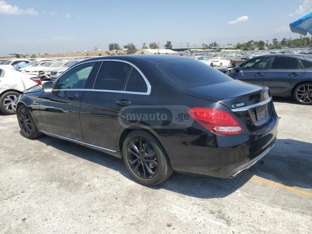 Mercedes-Benz C 300 2017 — photo 2