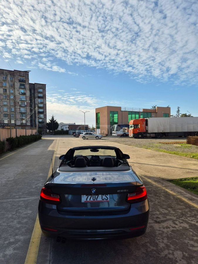 BMW 228 2015 — photo 2