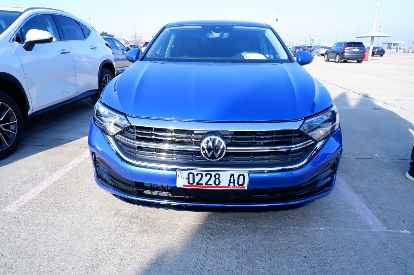 Volkswagen Jetta 2023 — photo 2