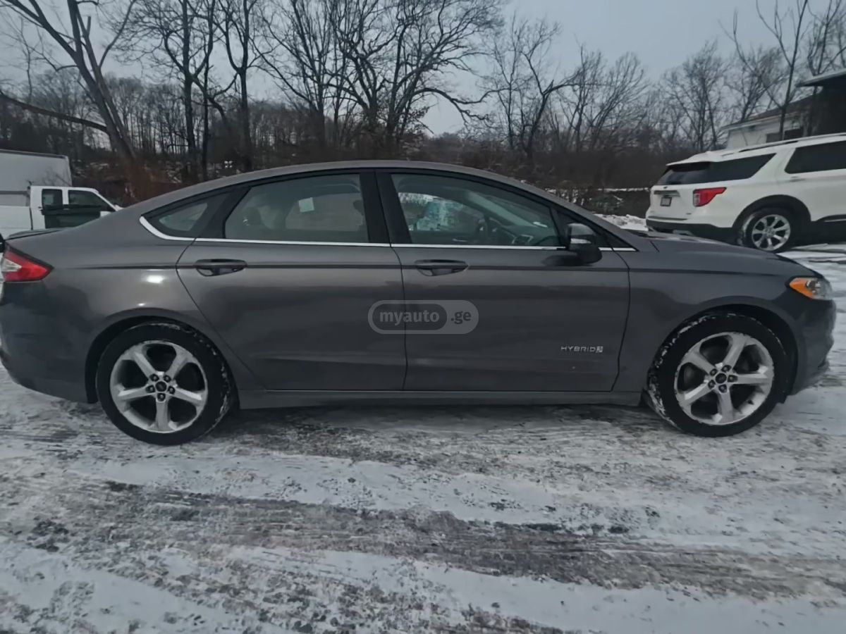 Ford Fusion 2014 — photo 2