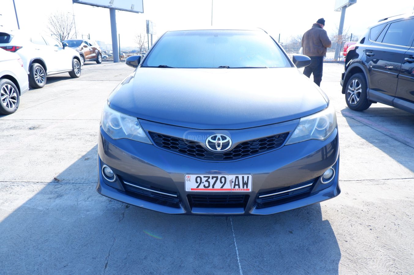 Toyota Camry 2013 — photo 2