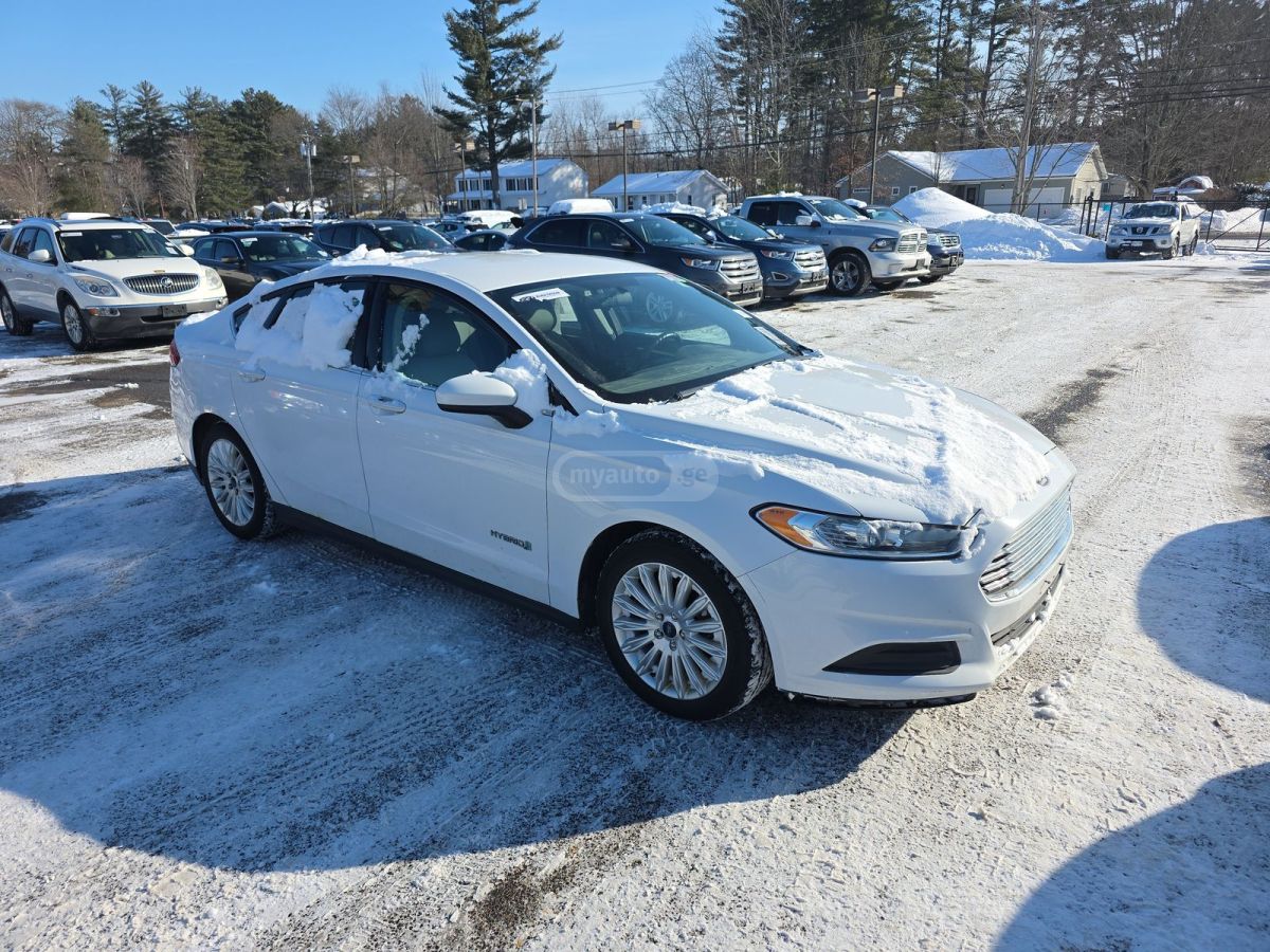 Ford Fusion 2015 — photo 2