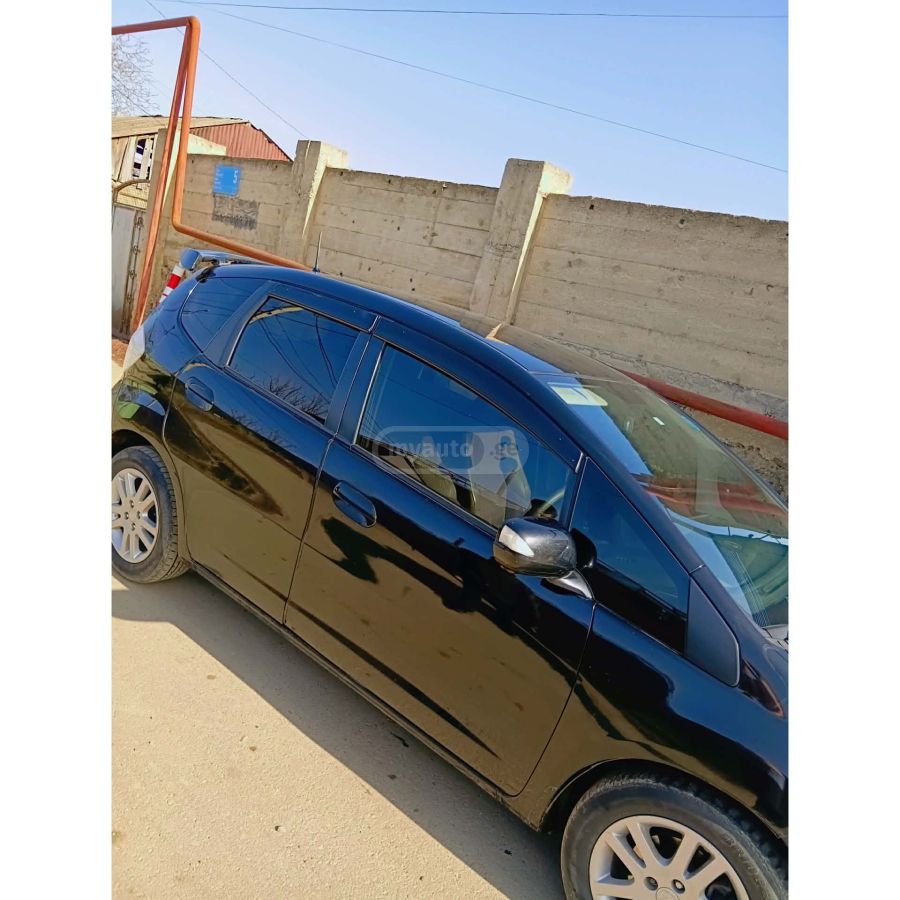 Honda Fit 2013 — photo 2