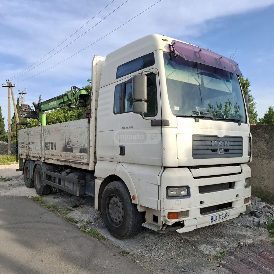 Isuzu TGA 26.400 2004 — photo 2