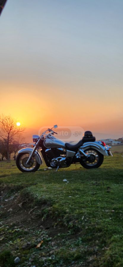 Honda Shadow 1999 — photo 2