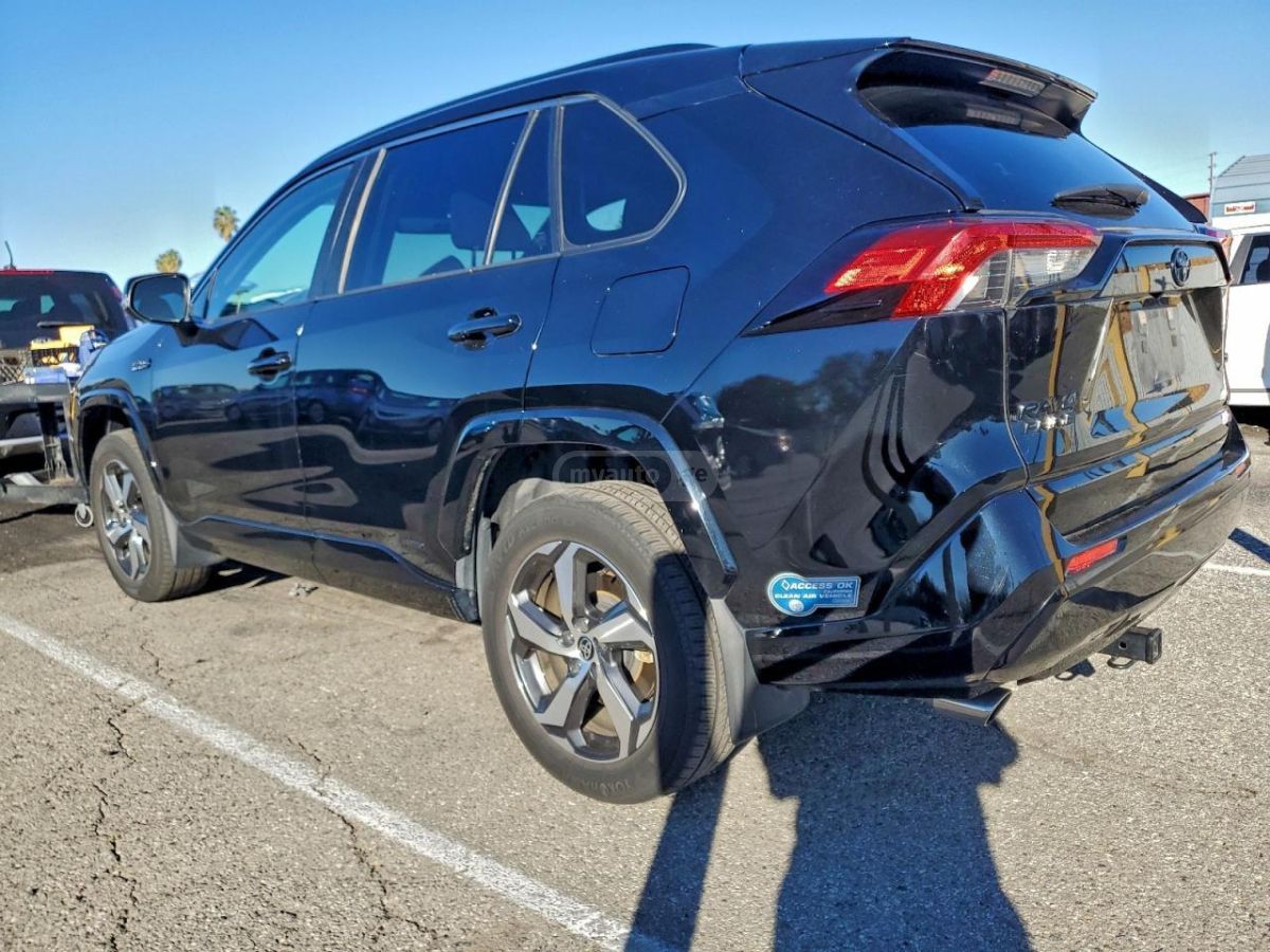 Toyota RAV 4 2021 — photo 2