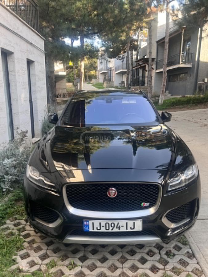 Jaguar F-Pace 2019 — photo 2