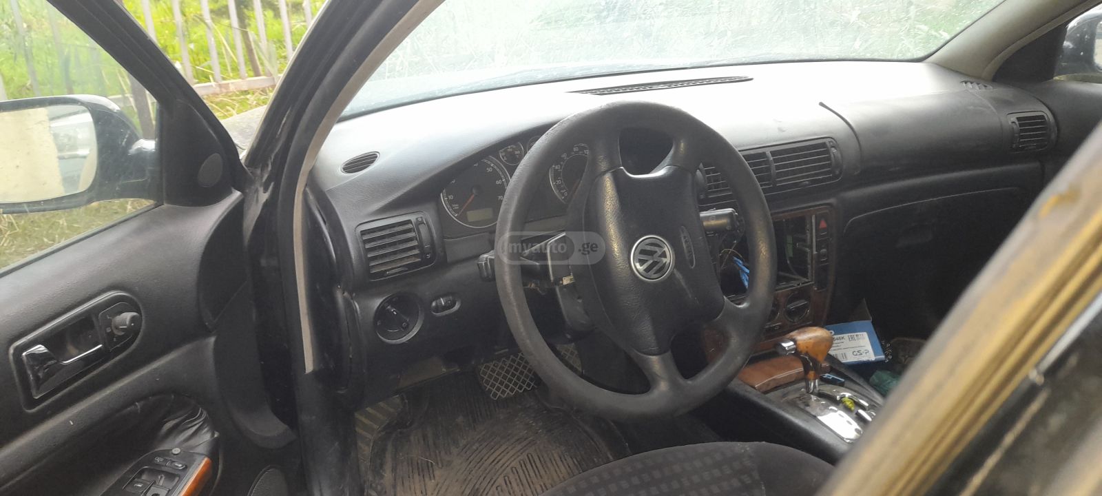 Volkswagen Passat 2000 — photo 2