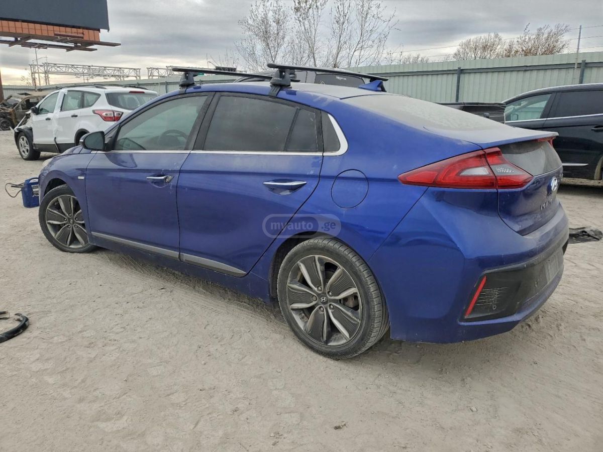 Hyundai Ioniq 2019 — photo 2