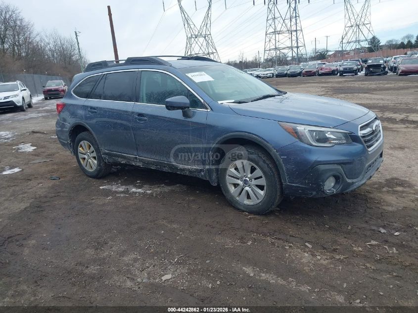 Subaru Outback 2018 — photo 2