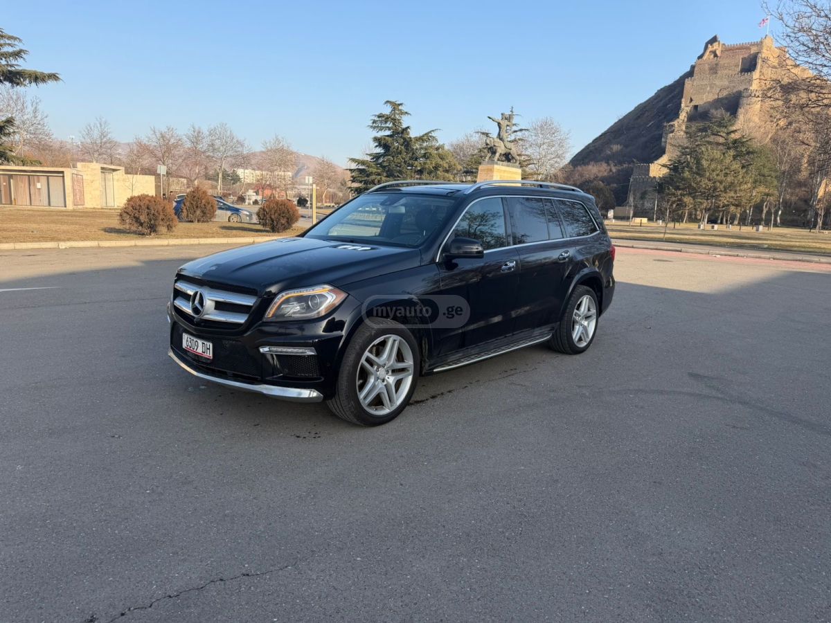 Mercedes-Benz GL 550 2014 — photo 2