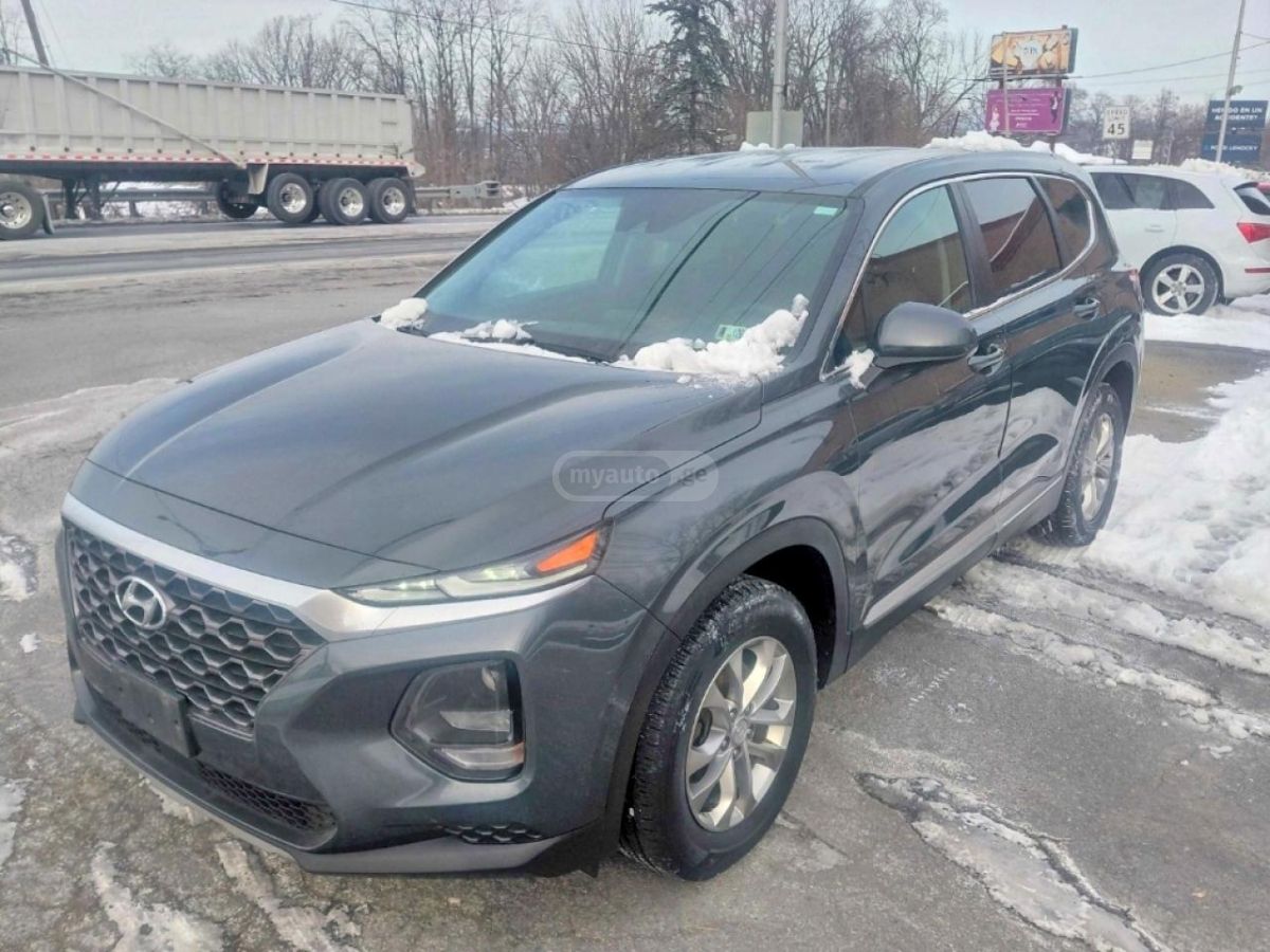 Hyundai Santa Fe 2019 — photo 2